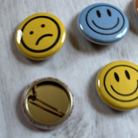 Colorful Smiley Face Pinback Button Set - Retro Happy Face Pins | Set of 6 - Picture 3 of 3